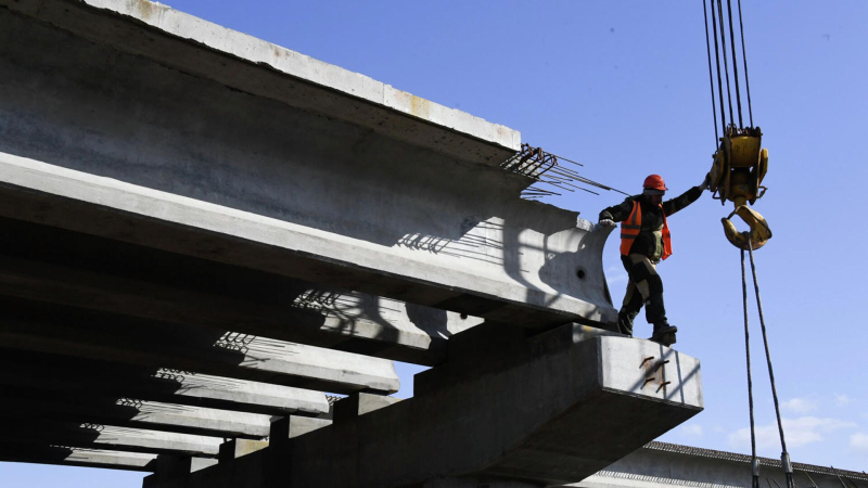 Собянин: мост через затон Новинки на ЗИЛе откроют до конца 2023 года