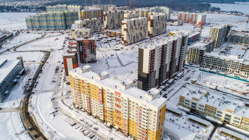 В начале года в России запустили почти вдвое меньше жилых проектов
