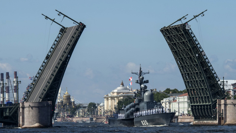 В Петербурге начнут строить новый разводной мост через Неву