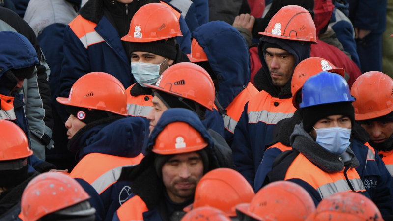 Центры проверки компетенций для мигрантов в стройотрасли откроют в Москве