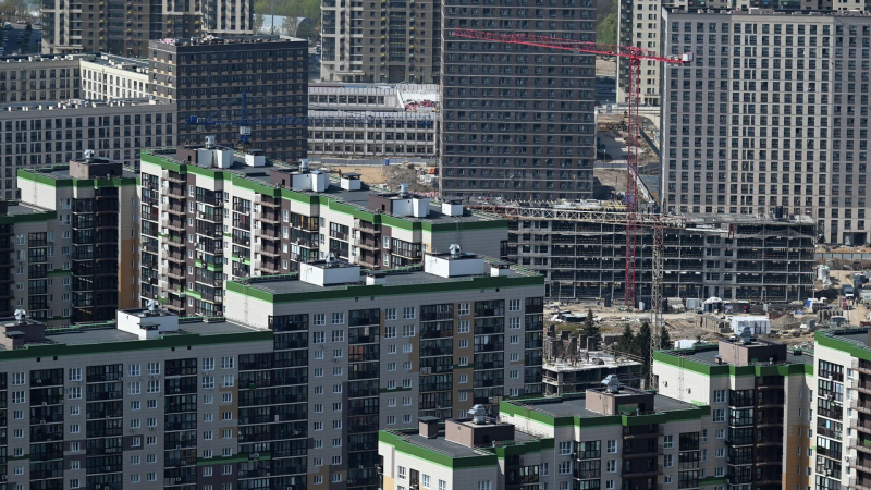 Файзуллин: более чем в половине городов России жилье почти не строится