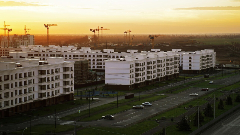 В новых регионах России построят около 4 млн "квадратов" жилья до 2030 года