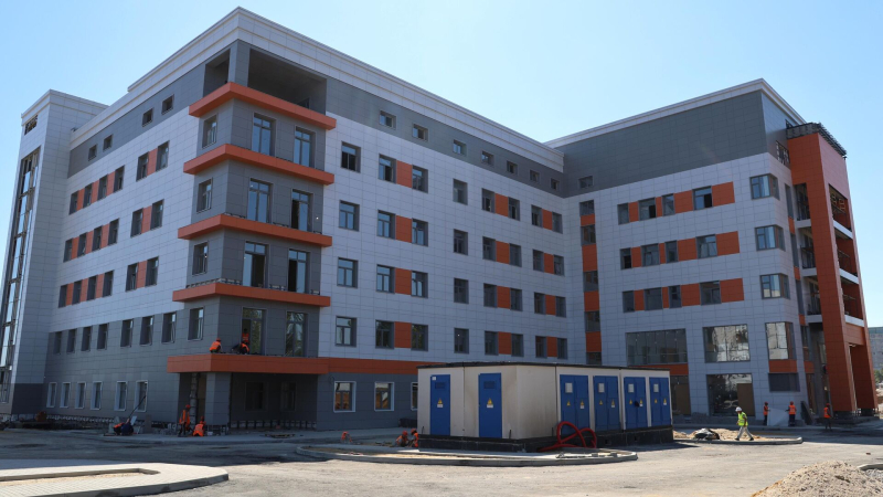 Первый этап строительства медцентра ФМБА в Мариуполе завершен досрочно