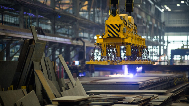 Емкость строительной отрасли России оценили в 14 млн тонн металла