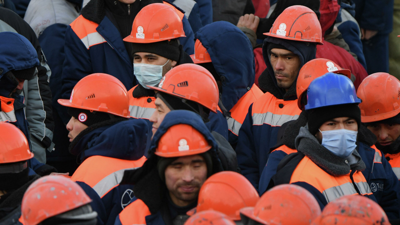 Хуснуллин предложил жесткий контроль в привлечении строителей-мигрантов