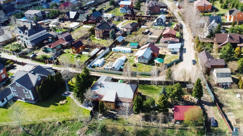 В России строительство загородных домов за год подорожало на 15-20%